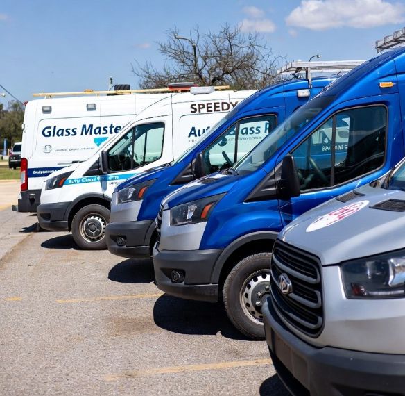auto glass company vans
